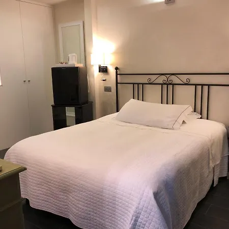 Ferro Di Cavallo Отель Павулло-нель-Фриньяно