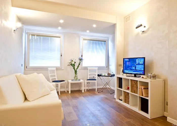 Отель Ferro Di Cavallo 3*